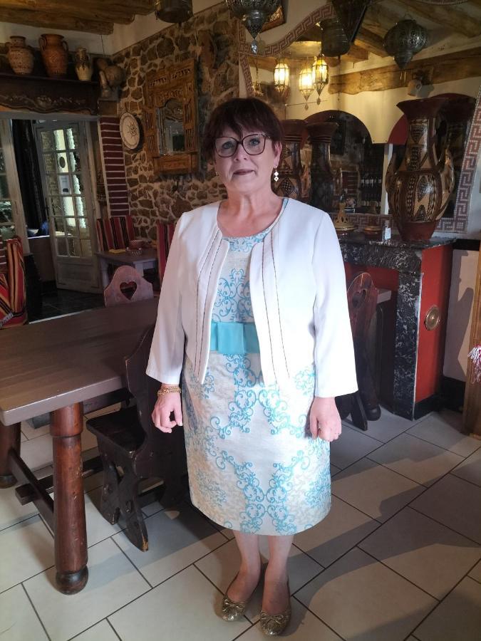Marie-Claire La Grillade Hotel Briare Exterior photo
